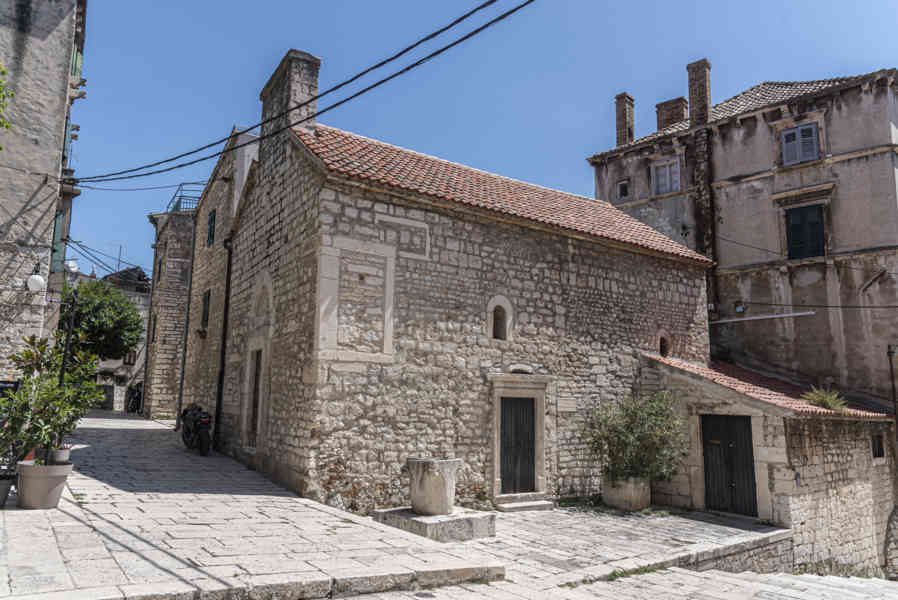 Croacia - Sibenik 17 - iglesia de San Crisógono